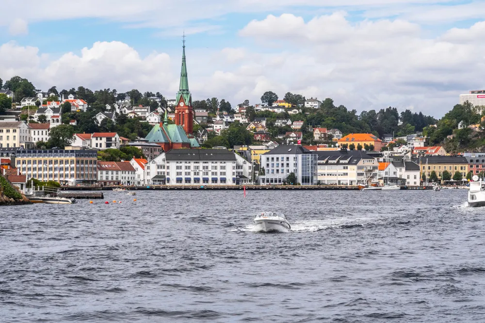 Arendals Privatbanks storeier Axel Herlofson behandlet banken som sin egen lommebok, skriver Ole Einar Stokstad.