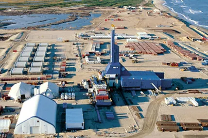 Shutting down: the Sakhalin-1 terminal processes gas from the Chayvo field (above)