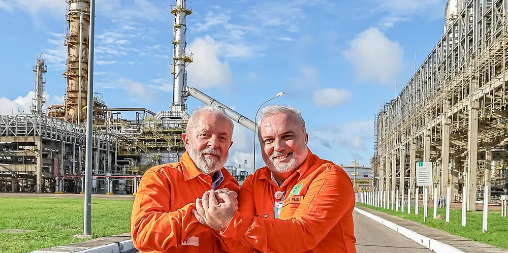Brazilian President Luiz Inacio Lula da Silva (left) with the president of state oil company Petrobras, Jean Paul Prates, on a visit last week to Abreu e Lima refinery in Pernambuco state.