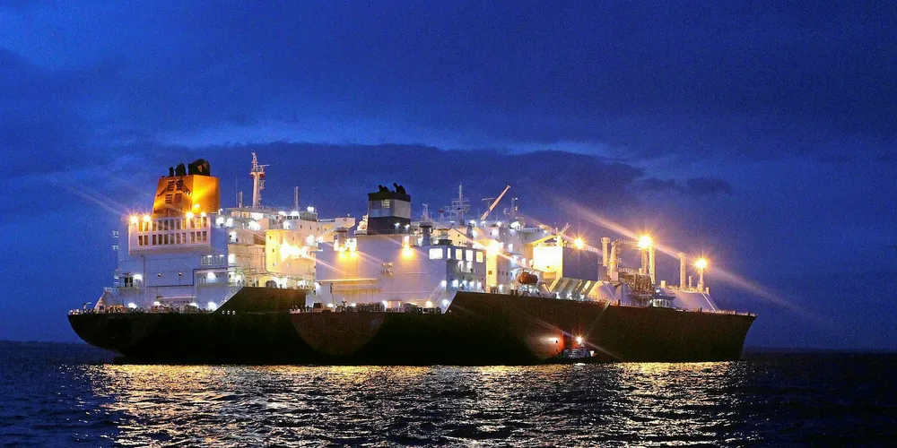 An LNG STS transfer operation. Photo: Teekay Marine Solutions