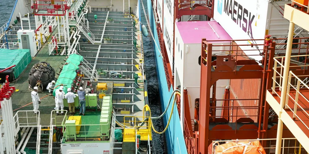 The world’s second bunkering of green methanol took place in Singapore on 27 July 2023 when some 300-tonnes for supplies to the 2,100-teu newbuilding Maersk Solstice.