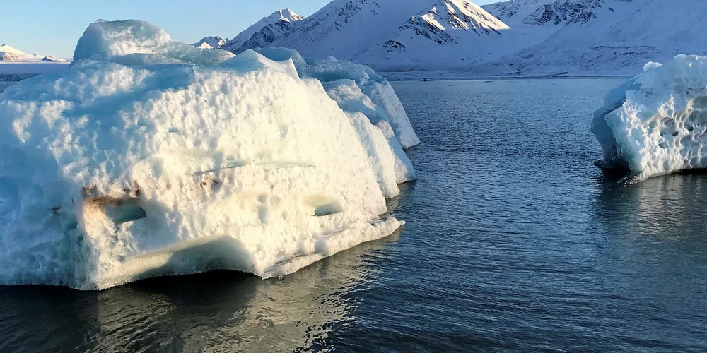 Svalbard: Isbreene i området krymper raskt som følge av høyere temperaturer.