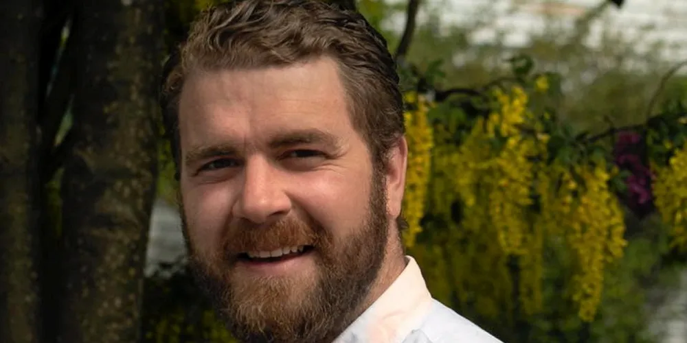 Fiskebåtreder, Carl Aamodt, mener NRK ikke har forstått at kjøp og salg av kvoter på gamle båter, er både lovlig og vanlig.