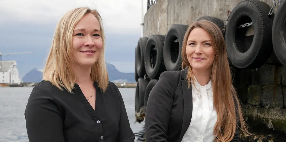 Nicole Salbuvik og fiskehelsesjef Kristine Braaten Steinhovden i Createview.
