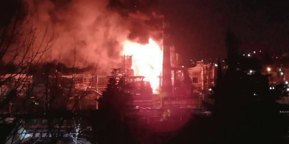 A previous fire in January at the Rosneft oil refinery near the Black Sea port of Tuapse after a Ukraine drone attack.