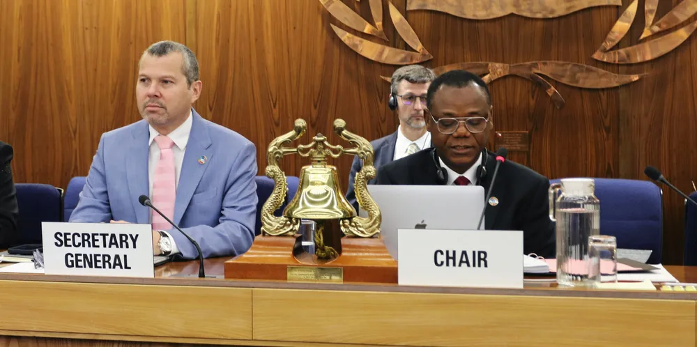 There is convergence of ideas at the IMO but is a storm brewing. IMO secretary general Arsenio Dominguez (left) and MEPC chair Harry Conway.