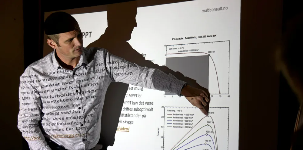 Solekspert og teknologisjef for sol i Aneo, Bjørn Thorud, synes det er rart at NVE-sjef Kjetil Lund er så opptatt av at solkraftprodusenter skal betale for nett. Det det ingen som er uenig i, sier han.
