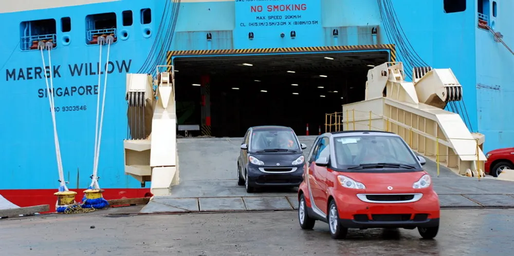 The 6,000-ceu car carrier Alliance Fairfax (built 2006) unloads cars in Jacksonville under former name Maersk Willow. The car carrier is owned by Maersk Line Ltd.