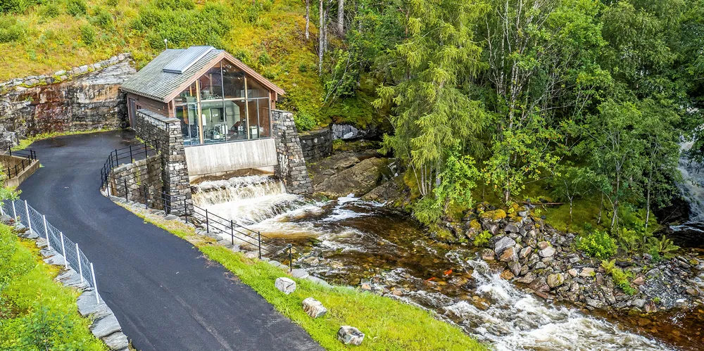 Småkraft AS nærmer seg en produksjonskapasitet på 1,5 TWh i året. Her Ytre Alsåker kraftverk i Ullensvang.