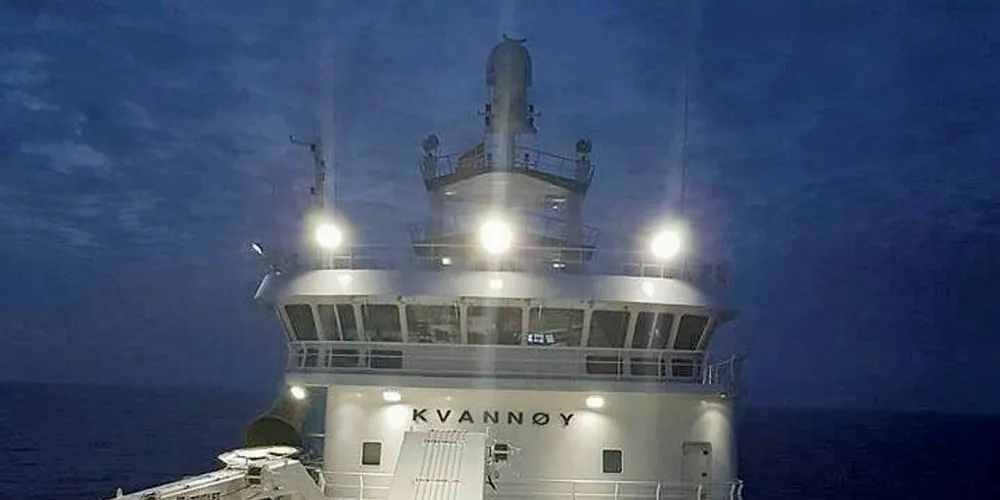 PÅ FELTET: Kombisnurperen «Kvannøy» har vært på kolmulefisket i internasjonal sone ved Irland. Neste tur går til EU-sonen.Foto: Asgeir Høgseth