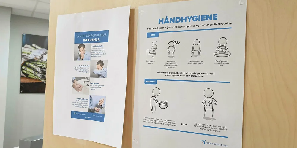 Slike plakater henger nå på de fleste arbeidsplasser – illustrasjonsfoto fra NHSTs hovedkontor i Oslo