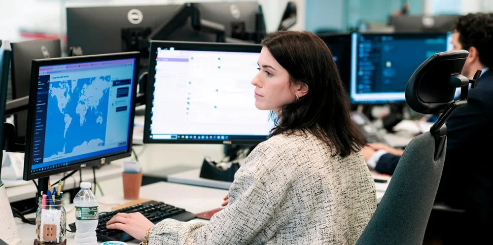 More women are moving into the shipbroking sector.