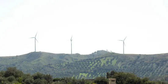 Italian wind executives arrested in fraud probe