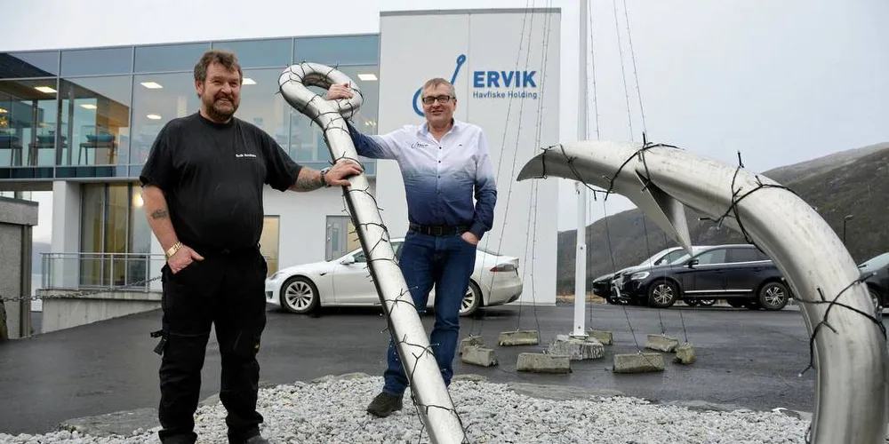 KROK: For Kjell Magne og Stig Ervik i Ervik Havfiske er det ikke noe alternativ å drive med andre redskap enn line. Til nå har det vært en kontinuerlig suksessfaktor.Foto: Einar Lindbæk