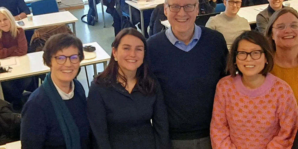 Fra venstre: Trude Indrebø (Halti Næringshage), Ann Cecilie Ursin Hilling (Kunnskapsparken Bodø), Peter Arbo (UiT), Målfrid Baik (NHO Artkis) og Irene Lange Nordahl (Næringshagen Midt-Troms).