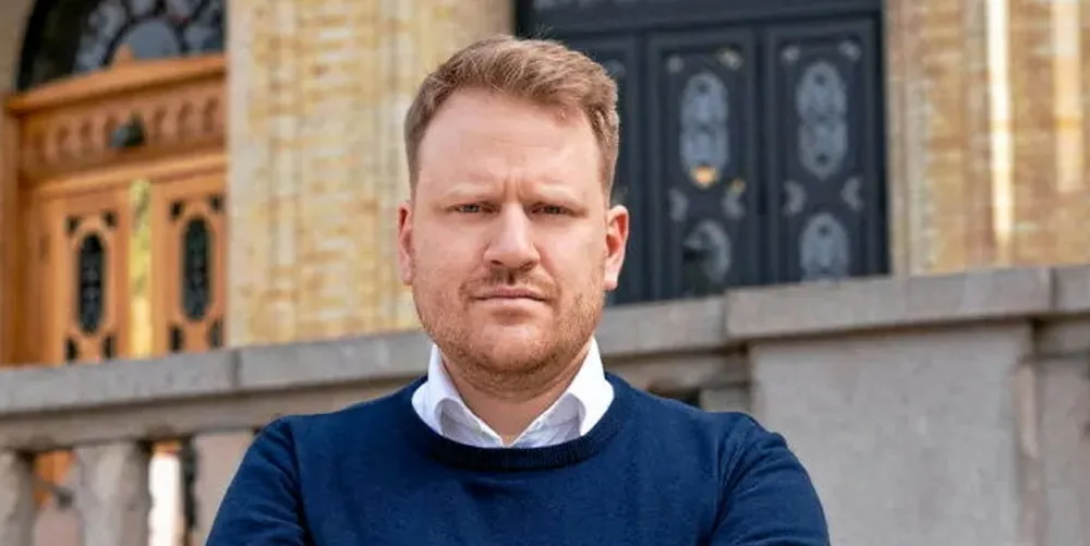John Anders Lindtveit Rose has resigned from Maritimt Forum.