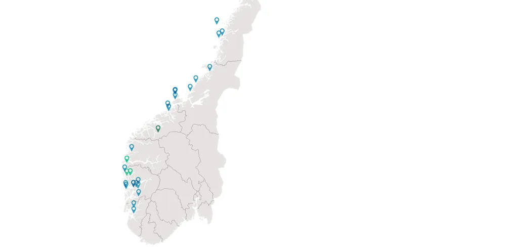 Kartpunktene viser hvor det er meldt om rømningshendelser ved norske oppdrettsanlegg så langt i år. Lenger nede i denne saken kan du søke i og kikke på omfanget av hendelsene.