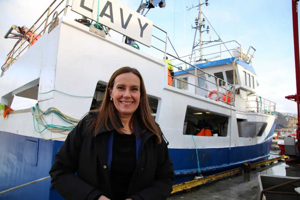 Listen på mulige tiltak fra Fiskeridirektoratet er lang, som for eksempel forbud mot å fryse ned fisk for utførsel, fiskekort for turistfiskere og skjerpede krav til registrering og rapportering for næringa. Mange av disse forslagene trenger grundigere utredning.