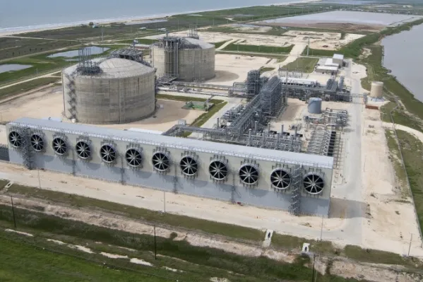 LNG study: Latest review suggests "modest" pricing impacts