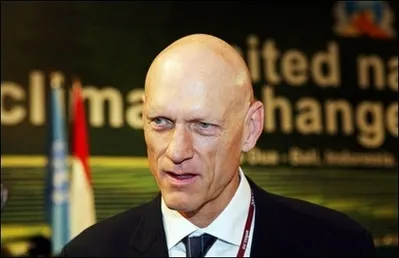 Best of both worlds: Australian Energy Minister Peter Garrett wants to continue development of LNG from Western Australia's Browse basin while protecting the environmental and cultural heritage of the Kimberley region