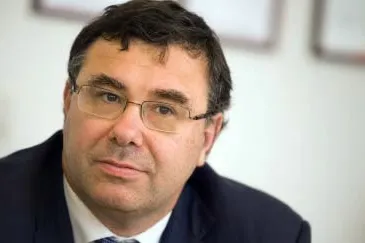 Refinery stake sale: For Patrick Pouyanne-led Total in Germany to Rosneft