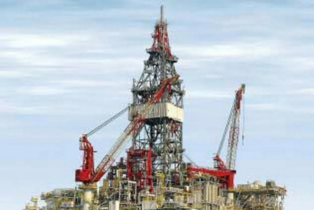 Back to work: Seadrill semisub West Capricorn