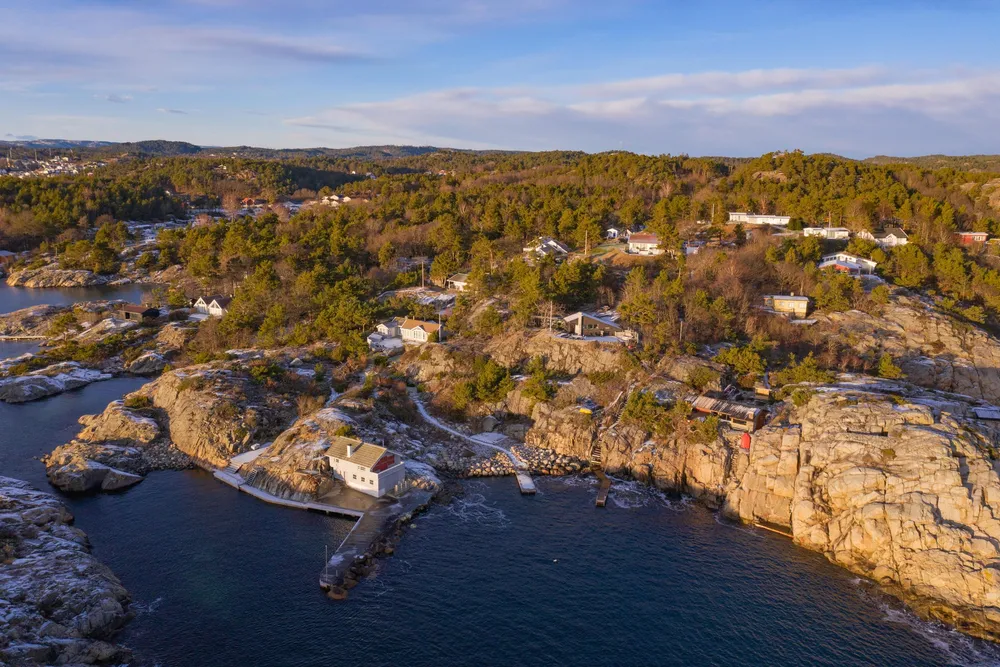 Hyttemarkedet i Norge har økt kraftig så langt i 2025. Bildet er fra Grimstad.