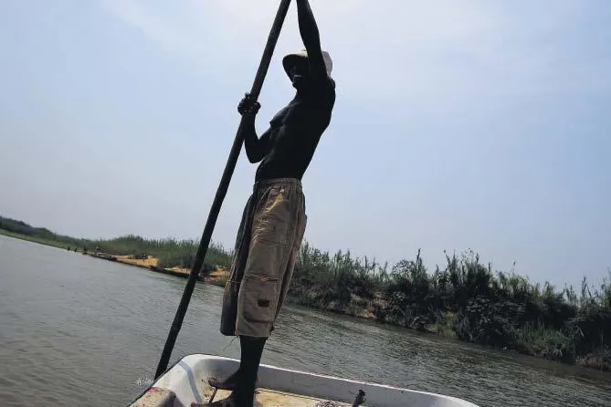Mozambique waters: Tullow Oil will farm into Statoil's exploration licence offshore Mozambique