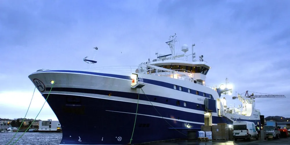 Torsketrålerne kommer best ut og passerer ringnotflåten i Fiskeridirektoratets lønnsomhetsundersøkelse. Her «Andenesfisk I» som dro i land fangstverdier for 125 millioner kroner i 2015. Nylig kjøpte Holmøy-familien aksjene i Andenes Havfiskeselskap. Arkivfoto: Fridgeir Walderhaug
