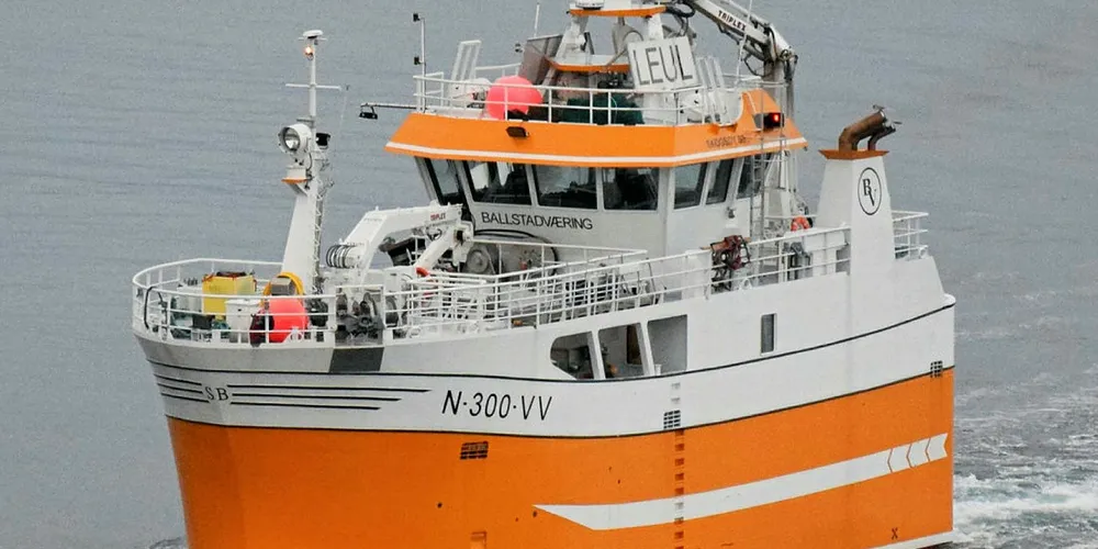 HAR LEVERT: «Ballstadværing» fra Lofoten er blant kystfiskebåtene som har levert torsk levende til flere av mottaksanleggene denne vintersesongen.