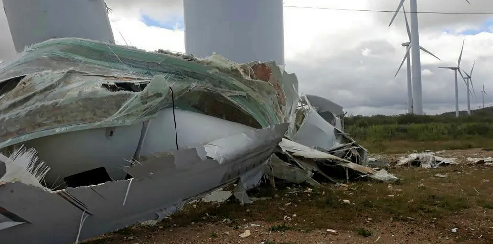 Before the latest incident, the last collapse was at Ventos de São Clemente wind complex in Brazil.