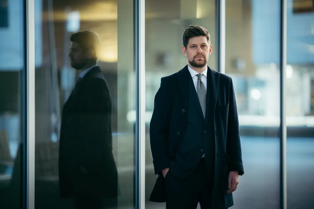 DNB Carnegie-analytiker Steffen Evjen ser monstre under sengen til norsk sokkel.