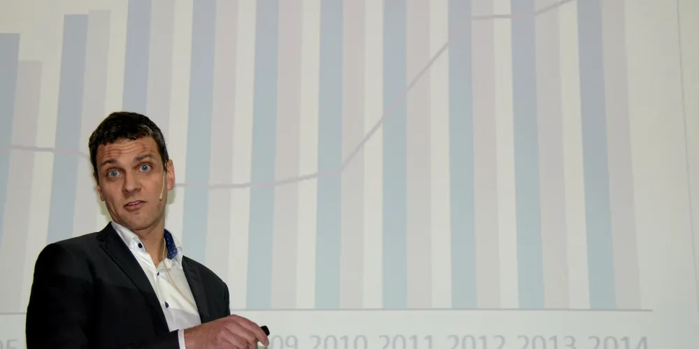 Marius Holm Rennesund i Thema Consulting forklarer hvor mye økt CO2-pris påvirker kraftprisen i Norden.
