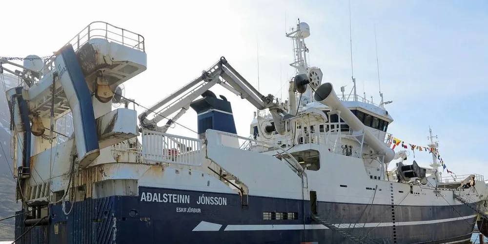 Islandske pelagiske trålere kan nå feire at de kan fiske makrell som er MSC-sertifisert.Foto: Nils Torsvik
