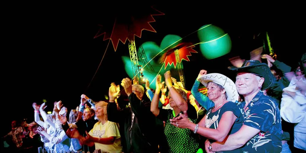 Musikkbransjen er stor, men er den større enn oppdrettsnæringa, spør Oddmund Enoksen i SV. (Bildet er fra Sel Dansefestival). Foto: Linda Næsfeldt