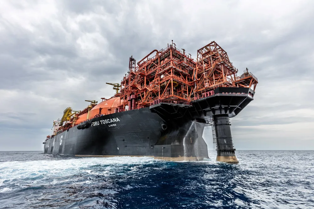 The FSRU Toscana is to undergo repair work to replace the bearing of its anchoring system which allows the vessel to rotate around its geostationary, seabed-anchored turret.