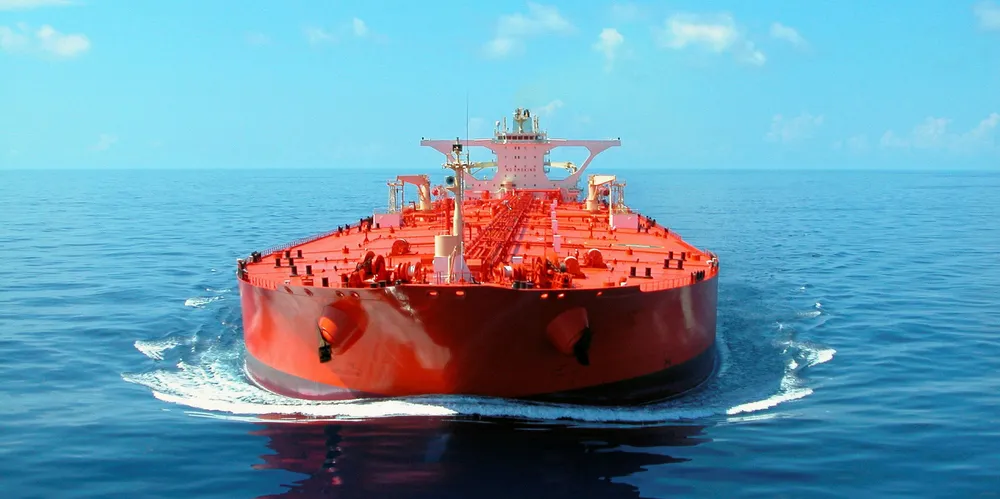 Total has taken the plunge on LNG-fuelled VLCCs with AET.