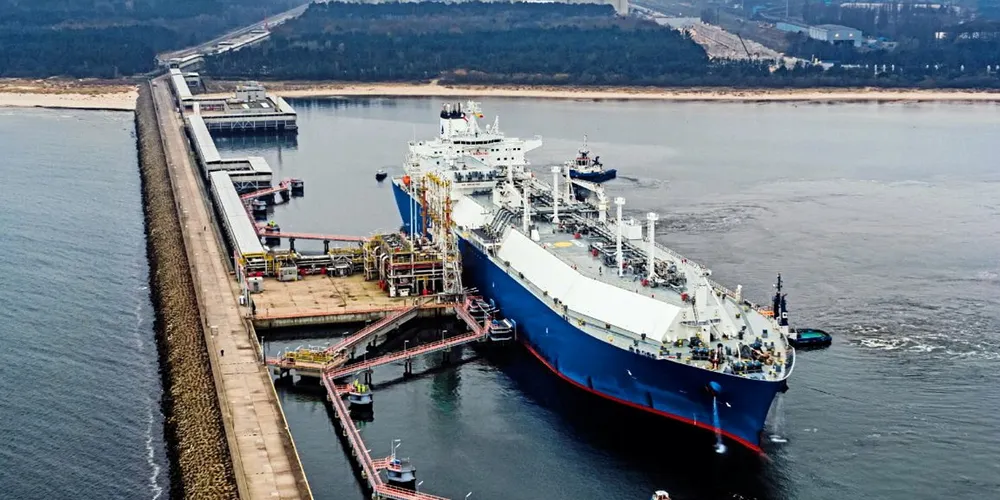 Gaz-System currently controls Poland’s only LNG import facility — the land-based President Lech Kaczynski LNG Terminal in Swinoujscie.