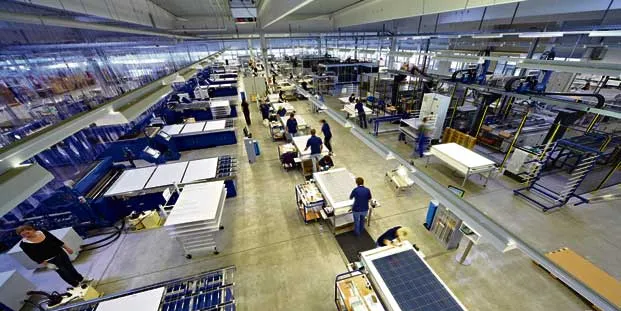 Centrosolar sets revenue and profit records in 2010
