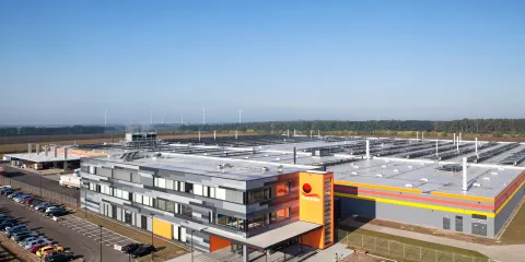 First Solar postpones Vietnam factory amid global oversupply