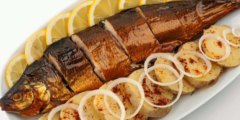 Smoked herring lifted Norwegian shipments to France.