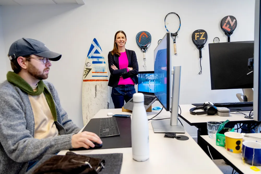 Sportai-sjef Lauren Pedersen med designsjef Magnus Fridheim på kontorene i Oslo.