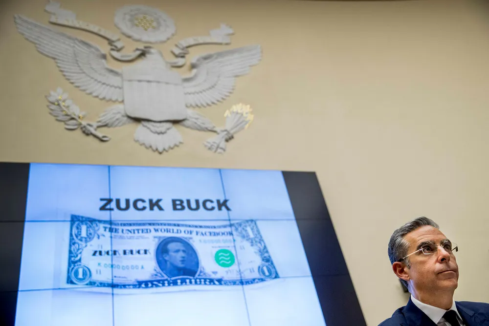 David Marcus, Facebooks sjef for dere digitale betalingstjeneste på Capitol Hill i juli – noen uker etter at Facebook sa de ville etablere et virtuelt og globalt betalingsmiddel. Kort tid annonserte makthaverne i Beijing det samme.