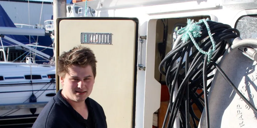 Joakim Grøtting har en plan om å bli helårs sjarkfisker. Første post på programmet er å avslutte Åpen gruppe-kvota i Lofoten i løpet av de nærmeste dagene. Foto: Frank Einar Iversen