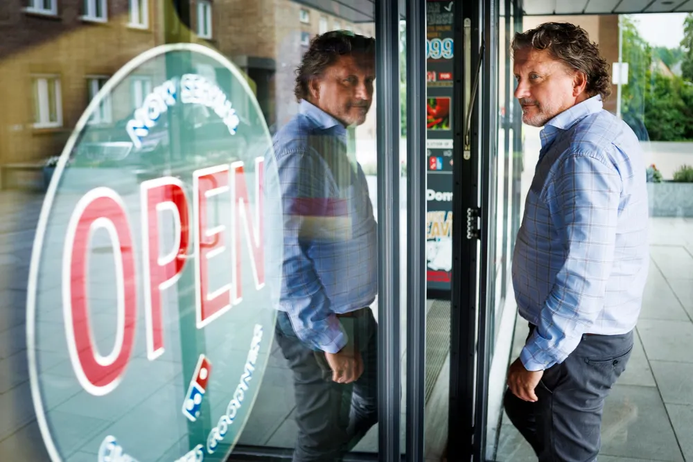 Rune Sandvik er daglig leder i Domino's Pizza. Tidligere har han blant annet arbeidet i Peppes Pizza og Burger King.