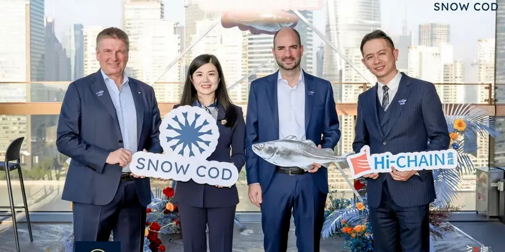 L-R: Peter Buhl, president of Sirena Group; Huang Tingting, China Manager of Sirena Group; Norcod CEO Christian Riber; and Li Zhipeng, General Manager of Shanghai Hecheng Food Co., Ltd.