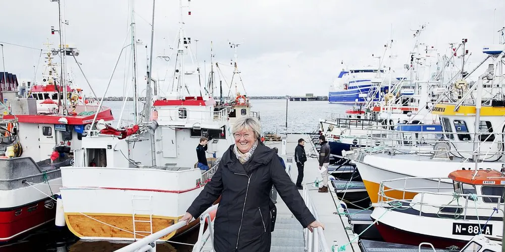 VIL SAMARBEIDE: Fiskeriminister Elisabeth Aspaker mener partene på Stortinget må samarbeide mer om sjømatfremtiden. Foto: Maria Bratt