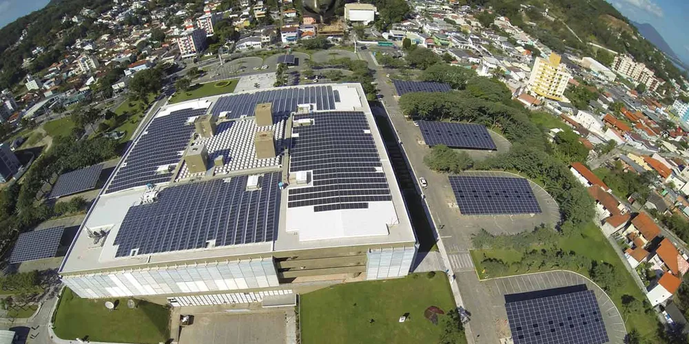 Eletrosul’s 1MW rooftop array at its headquarters in Florianópolis, eastern Brazil