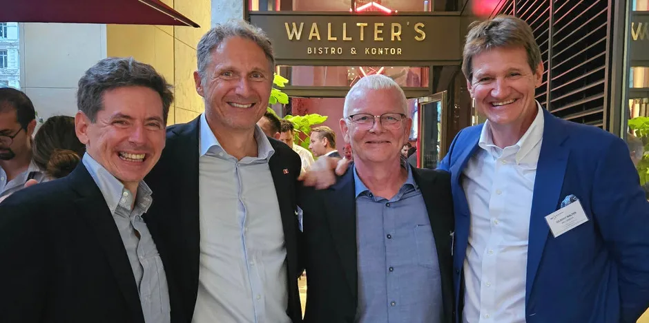 BRS Shipbrokers Matthieu Chapelet (left) with CEO and chairman Gilbert Walter (right) greeted Stena Teknik newbuilding director Jacob Norrby and Hafnia newbuilding director Jorgen Thuesen (centre left and right) at the appropriately named Wallter’s Bistro on the city’s waterfront was the venue for the brokerage's SMM lounge event.