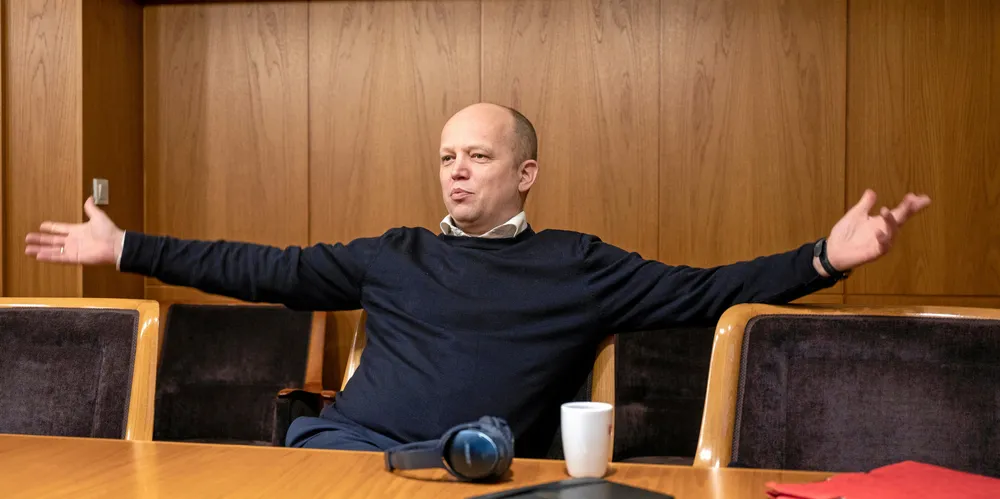 Finansminister Trygve Slagsvold Vedum har signert et brev hvor det står at departementets syn er at høyprisbidraget bør avvikles innen utgangen av 2024.